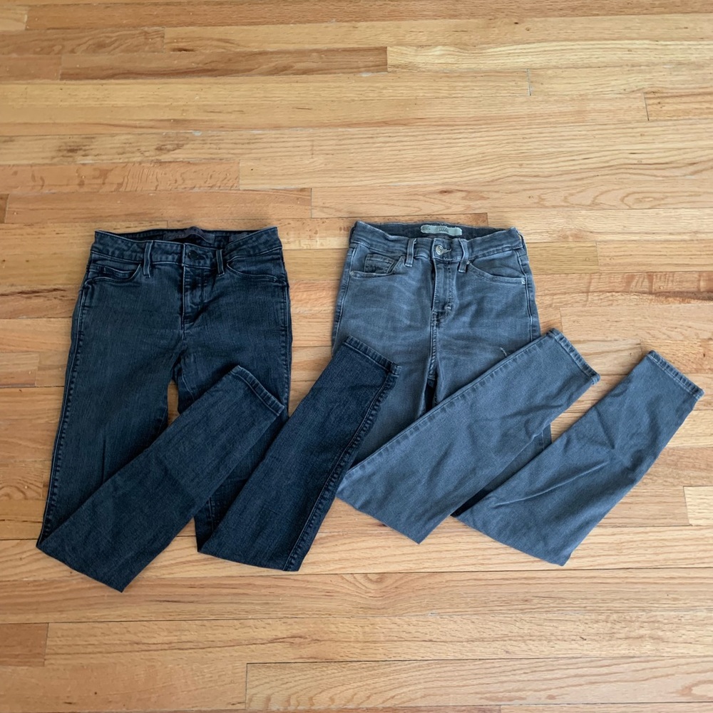 2 pairs of jeans